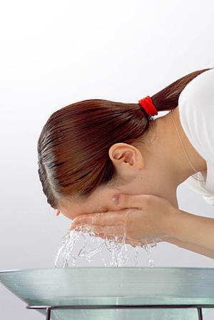 天神で肌のたるみ治療をして若返る